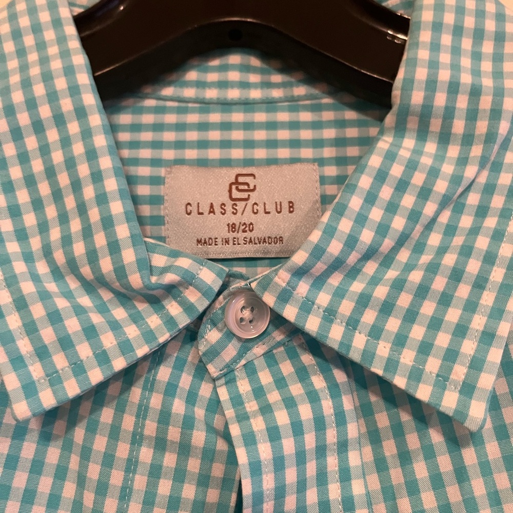 Blue & white checked button up